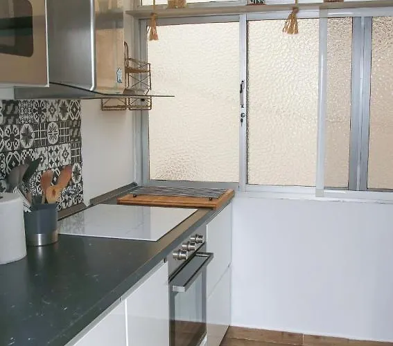 Sunshine Apartment *